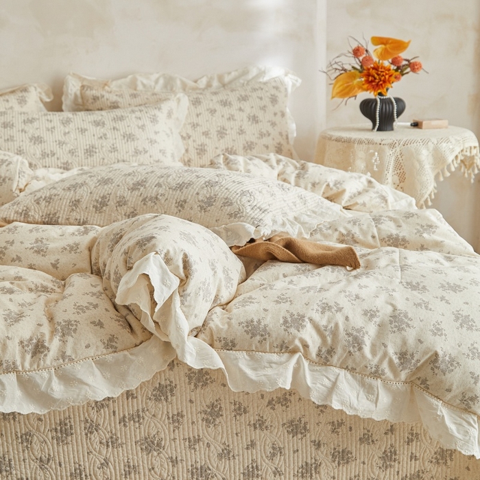 91家纺网 家纺一手货源 找家纺 源舜家纺 2026新款全棉镂空花边天丝棉麻床盖款四件套 空山雨后