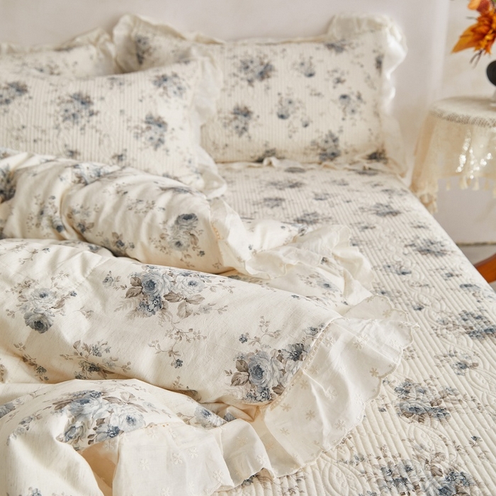 91家纺网 家纺一手货源 找家纺 源舜家纺 2026新款全棉镂空花边天丝棉麻床盖款四件套 心上玫瑰