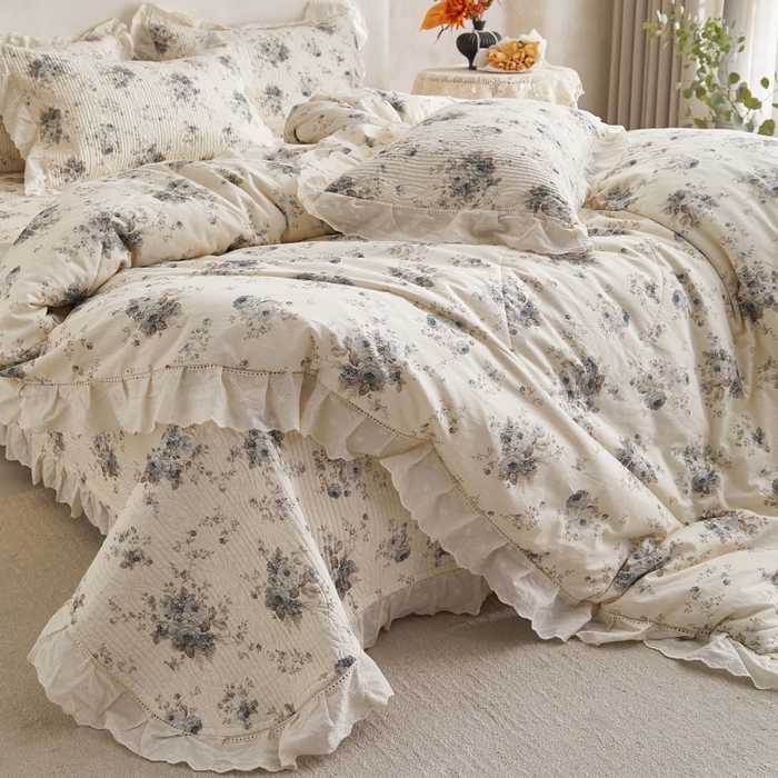 91家纺网 家纺一手货源 找家纺 源舜家纺 2026新款全棉镂空花边天丝棉麻床盖款四件套 心上玫瑰