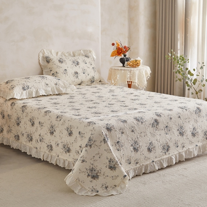 91家纺网 家纺一手货源 找家纺 源舜家纺 2026新款全棉镂空花边天丝棉麻床盖款四件套 心上玫瑰