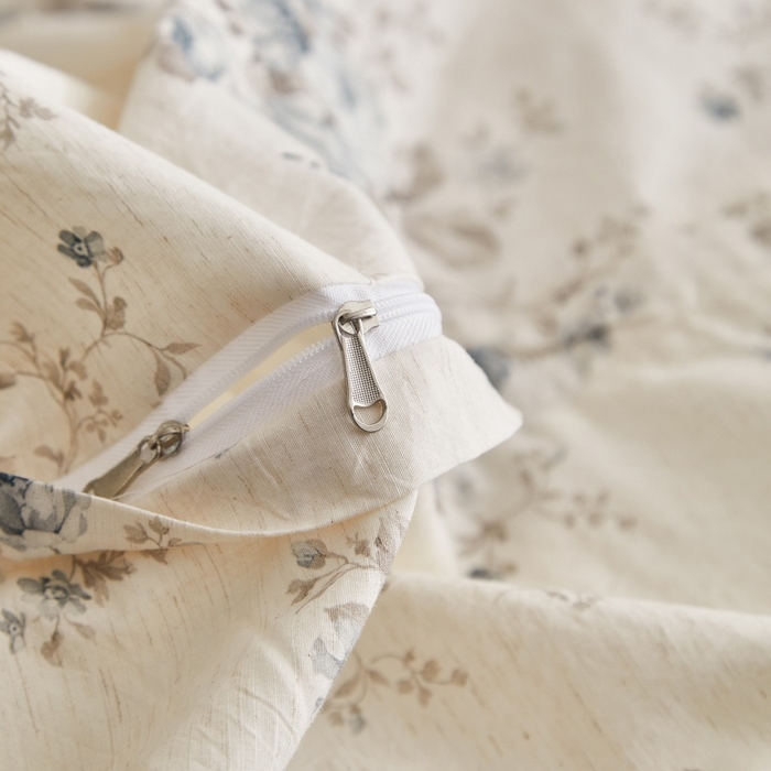 91家纺网 家纺一手货源 找家纺 源舜家纺 2026新款全棉镂空花边天丝棉麻床盖款四件套 心上玫瑰