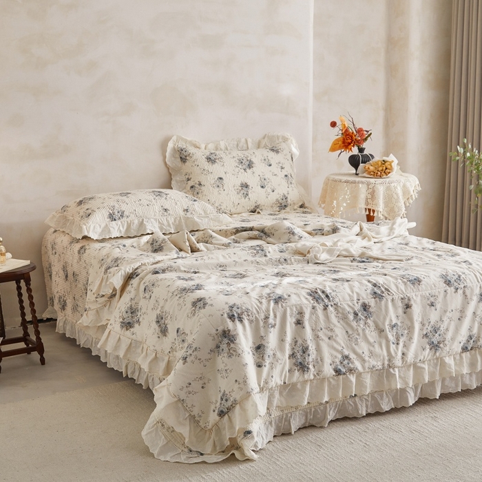 91家纺网 家纺一手货源 找家纺 源舜家纺 2026新款全棉镂空花边天丝棉麻床盖款四件套 心上玫瑰