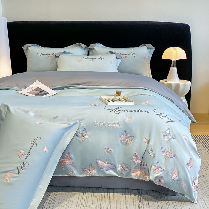 91家纺网 家纺一手货源 找家纺 欣宜家纺 2025新款纯棉全棉长绒棉刺绣绣花高端礼盒蝶梦园系列四件套 飘蓝