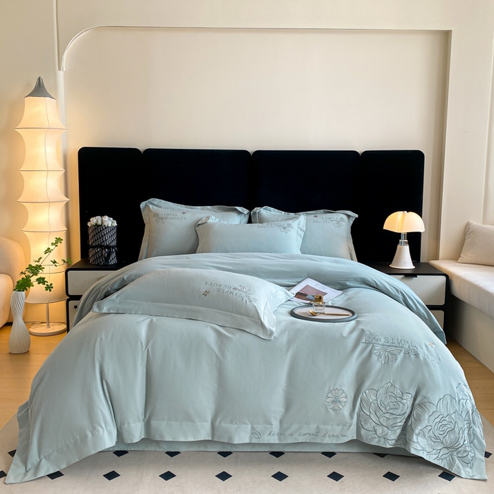 91家纺网 家纺一手货源 找家纺 欣宜家纺 2025新款纯棉全棉长绒棉磨毛不掉毛刺绣绣花四件套-赫尔系列 飘蓝