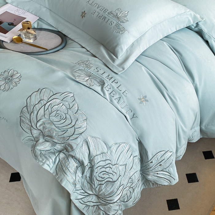 91家纺网 家纺一手货源 找家纺 欣宜家纺 2025新款纯棉全棉长绒棉磨毛不掉毛刺绣绣花四件套-赫尔系列 飘蓝