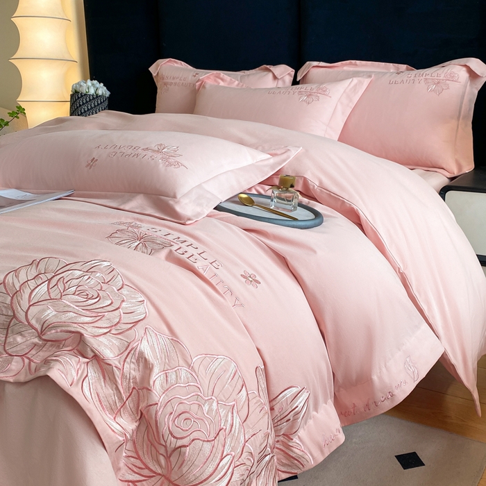 91家纺网 家纺一手货源 找家纺 欣宜家纺 2025新款纯棉全棉长绒棉磨毛不掉毛刺绣绣花四件套-赫尔系列 轻奢粉