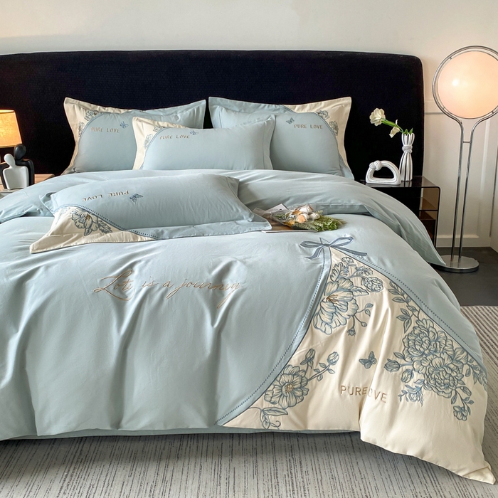 91家纺网 家纺一手货源 找家纺 欣宜家纺 2025新款纯棉全棉长绒棉磨毛不掉毛四件套高端礼盒-罗德岛系列 飘蓝