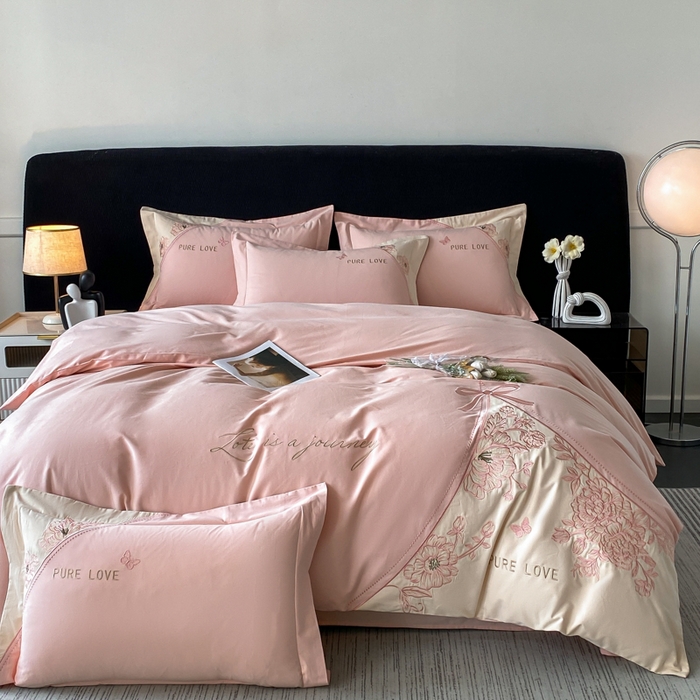 91家纺网 家纺一手货源 找家纺 欣宜家纺 2025新款纯棉全棉长绒棉磨毛不掉毛四件套高端礼盒-罗德岛系列 轻奢粉