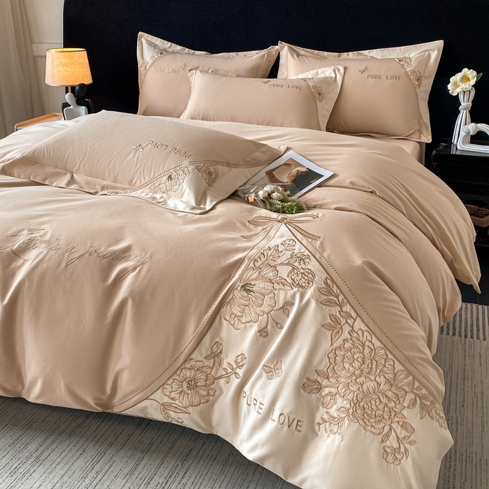 91家纺网 家纺一手货源 找家纺 欣宜家纺 2025新款纯棉全棉长绒棉磨毛不掉毛四件套高端礼盒-罗德岛系列 香槟