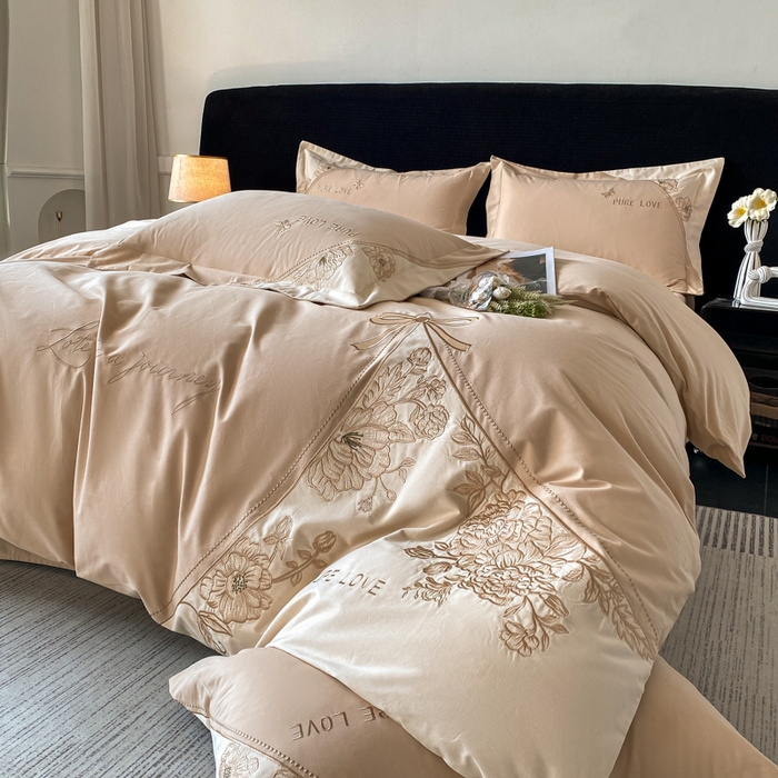 91家纺网 家纺一手货源 找家纺 欣宜家纺 2025新款纯棉全棉长绒棉磨毛不掉毛四件套高端礼盒-罗德岛系列 香槟