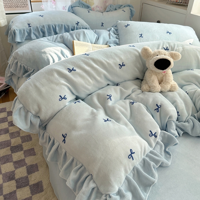 91家纺网 家纺一手货源 找家纺 （总）欣宜家纺 2025新款韩版蝴蝶结花边款牛奶绒四件套