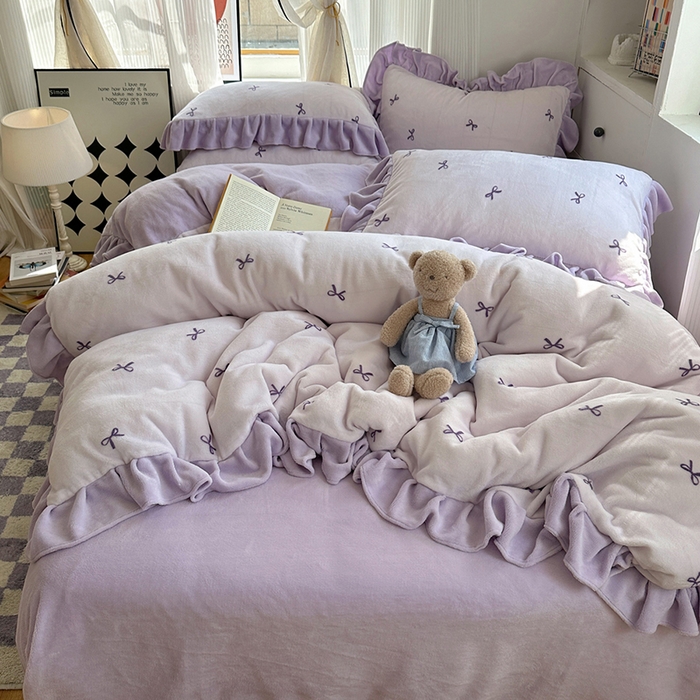 91家纺网 家纺一手货源 找家纺 欣宜家纺 2025新款韩版蝴蝶结花边款牛奶绒四件套 蝴蝶结-浅紫