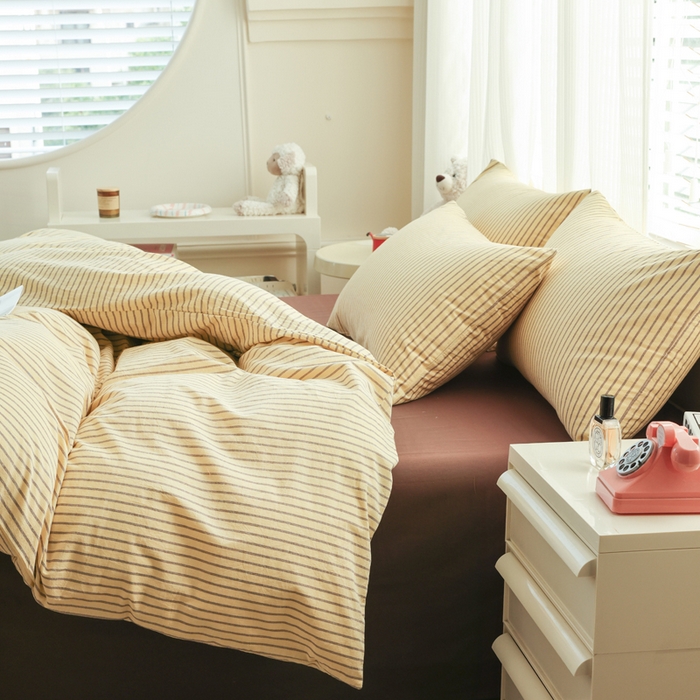 91家纺网 家纺一手货源 找家纺 柠萌家居 2026新款色织水洗棉四件套单被套 黄咖条