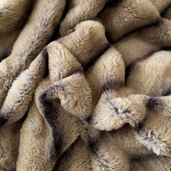 91家纺网 家纺一手货源 找家纺 （总）欣宜家纺 2025新款兔兔绒牛奶绒加厚兔毛毯保暖毯子