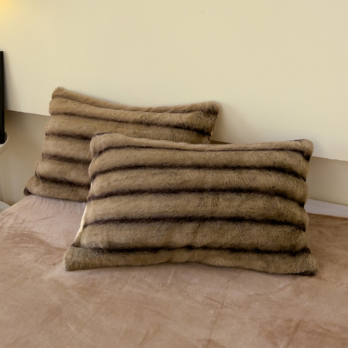 91家纺网 家纺一手货源 找家纺 （总）欣宜家纺 2025新款兔兔绒牛奶绒加厚兔毛毯保暖毯子