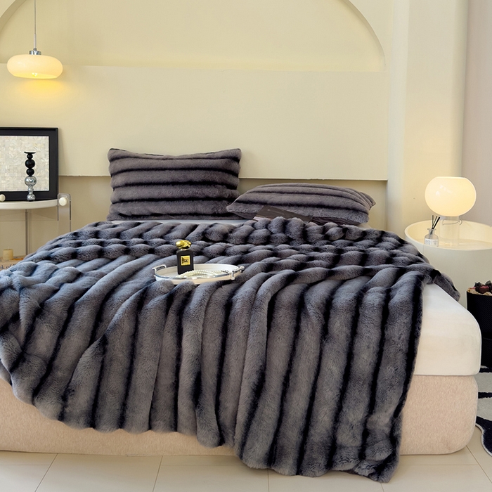 欣宜家纺 2025新款兔兔绒牛奶绒加厚兔毛毯保暖毯子 深灰