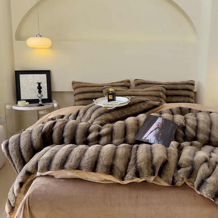 91家纺网 家纺一手货源 找家纺 （总）欣宜家纺 2025新款兔兔绒牛奶绒加厚兔毛保暖四件套