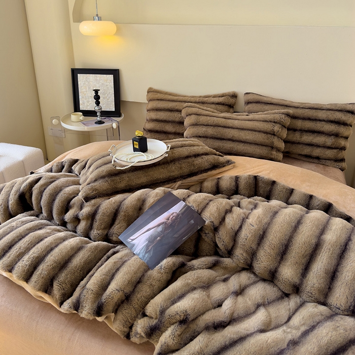 91家纺网 家纺一手货源 找家纺 欣宜家纺 2025新款兔兔绒牛奶绒加厚兔毛保暖四件套 咖啡