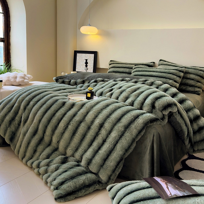 91家纺网 家纺一手货源 找家纺 欣宜家纺 2025新款兔兔绒牛奶绒加厚兔毛保暖四件套 深绿