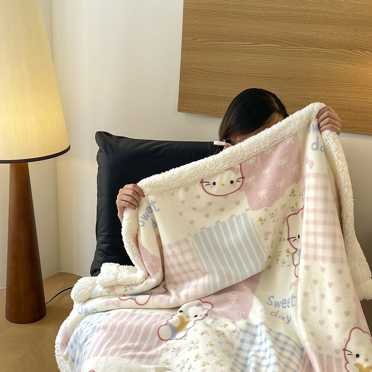 91家纺网 家纺一手货源 找家纺 （总）欣宜家纺 2025新款印花牛奶绒羊羔绒盖毯毛毯午休毯卡通多功能沙发毯