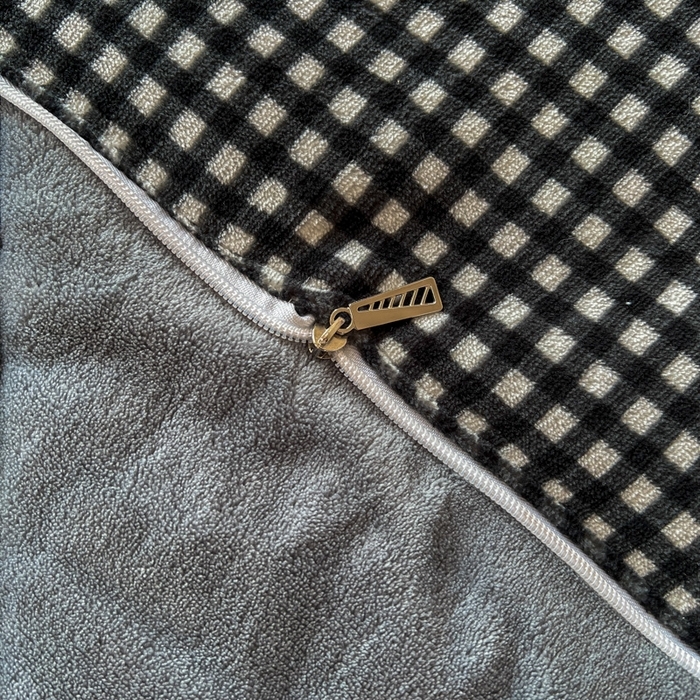 91家纺网 家纺一手货源 找家纺 （总）番茄+ 2025新款牛奶绒哈基米抱枕被