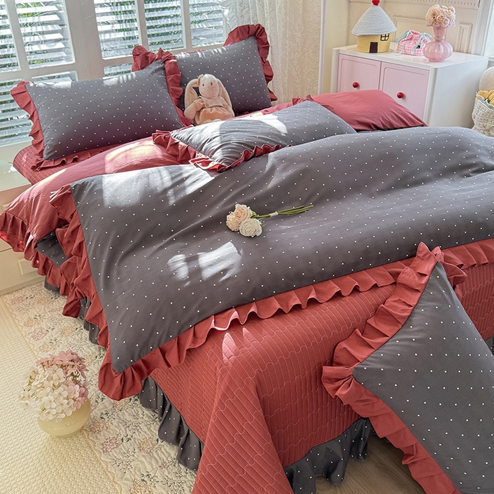 91家纺网 家纺一手货源 找家纺 韩约家纺 2026新款韩式花边古法棉感床盖四件套 初遇