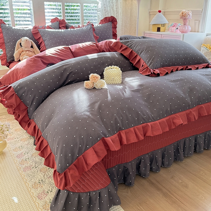 91家纺网 家纺一手货源 找家纺 韩约家纺 2026新款韩式花边古法棉感床盖四件套 初遇