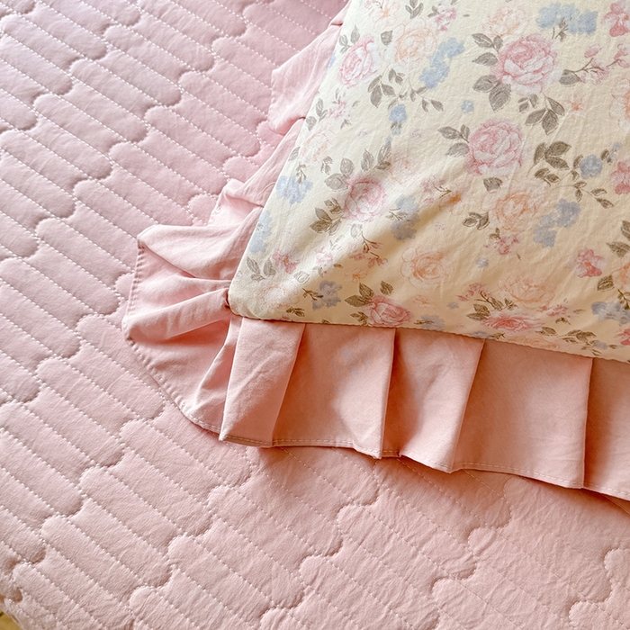 91家纺网 家纺一手货源 找家纺 韩约家纺 2026新款韩式花边古法棉感床盖四件套 花影