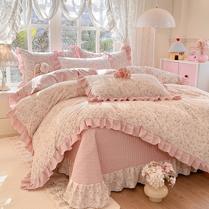 91家纺网 家纺一手货源 找家纺 韩约家纺 2026新款韩式花边古法棉感床盖四件套 花影