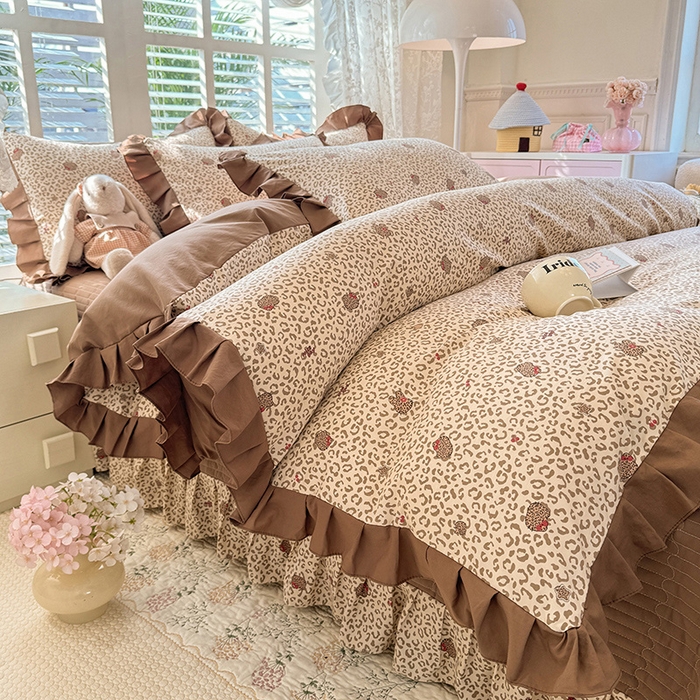 91家纺网 家纺一手货源 找家纺 韩约家纺 2026新款韩式花边古法棉感床盖四件套 萝莉