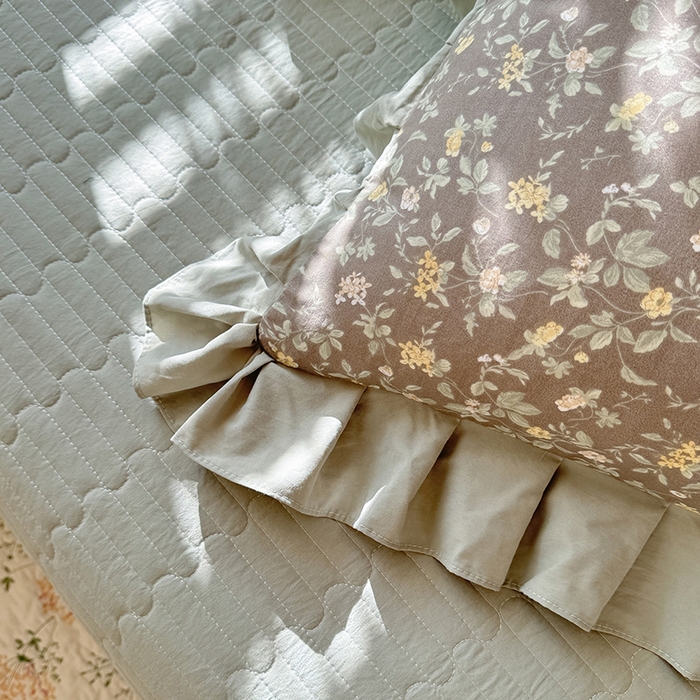 91家纺网 家纺一手货源 找家纺 韩约家纺 2026新款韩式花边古法棉感床盖四件套 知否