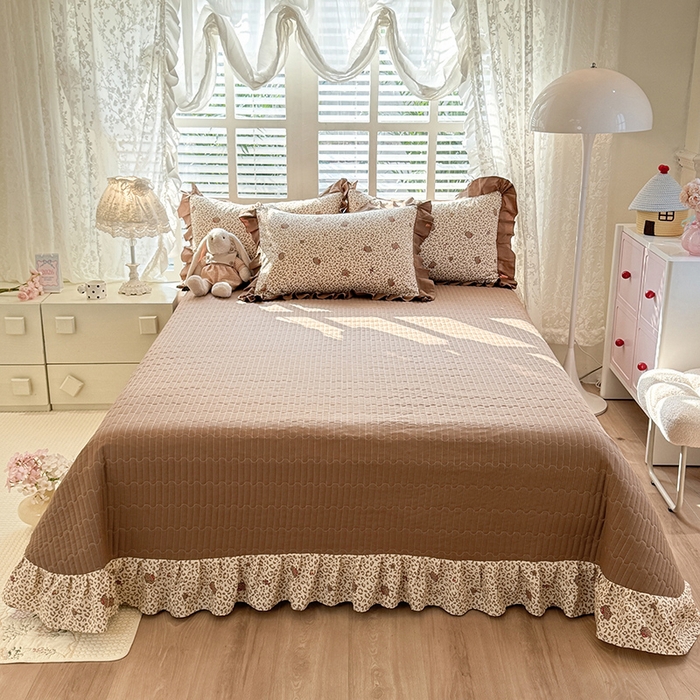 91家纺网 家纺一手货源 找家纺 韩约家纺 2026新款韩式花边古法棉感床盖四件套 萝莉