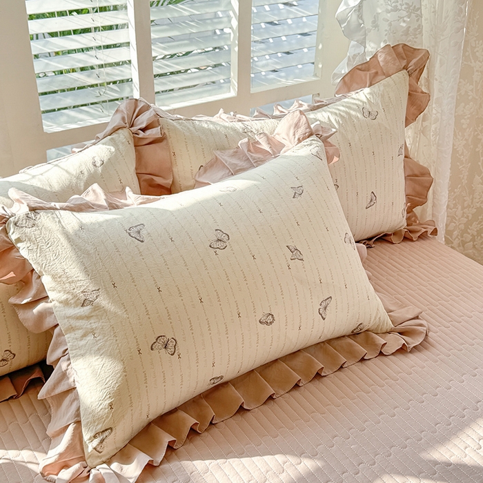 91家纺网 家纺一手货源 找家纺 韩约家纺 2026新款韩式花边古法棉感床盖四件套 漫花蝶舞