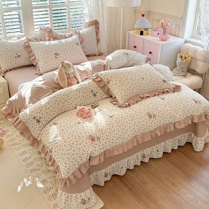 91家纺网 家纺一手货源 找家纺 韩约家纺 2026新款韩式花边古法棉感床盖四件套 午后时光