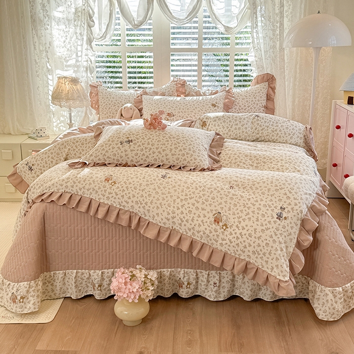 91家纺网 家纺一手货源 找家纺 韩约家纺 2026新款韩式花边古法棉感床盖四件套 午后时光