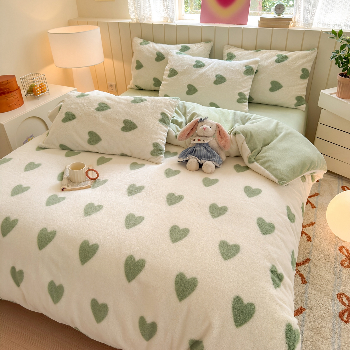 91家纺网 家纺一手货源 找家纺 欣宜家纺 2025新款秋冬ins奶油风超暖爱心系列仿兔毛牛奶绒四件套 爱心-绿