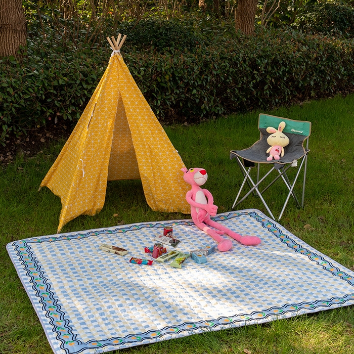 91家纺网 家纺一手货源 找家纺 欣宜家纺 2025新款INS风绗缝加厚防水野餐草坪垫 黄蓝格