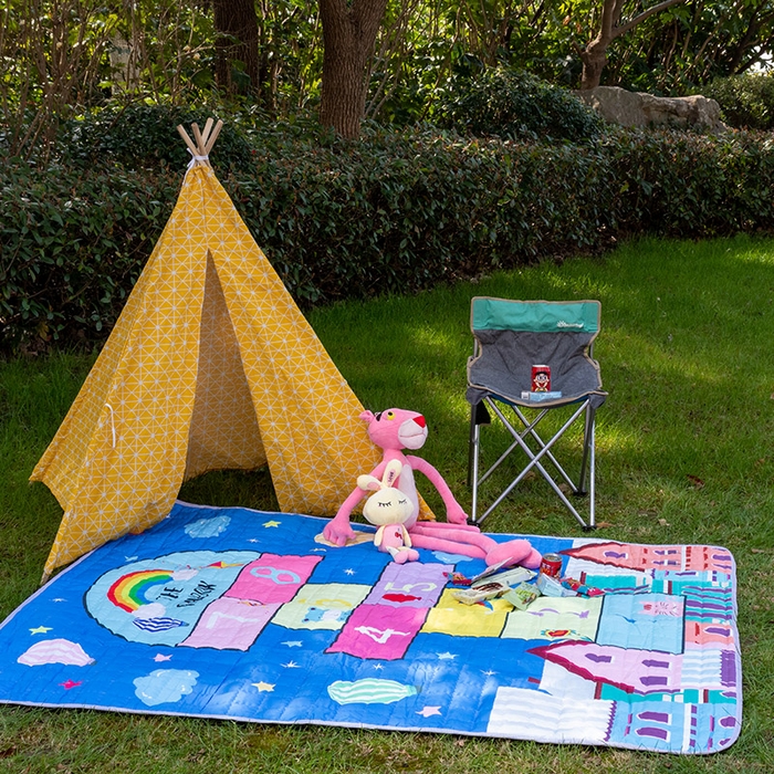 91家纺网 家纺一手货源 找家纺 欣宜家纺 2025新款INS风绗缝加厚防水野餐草坪垫 跳房子蓝