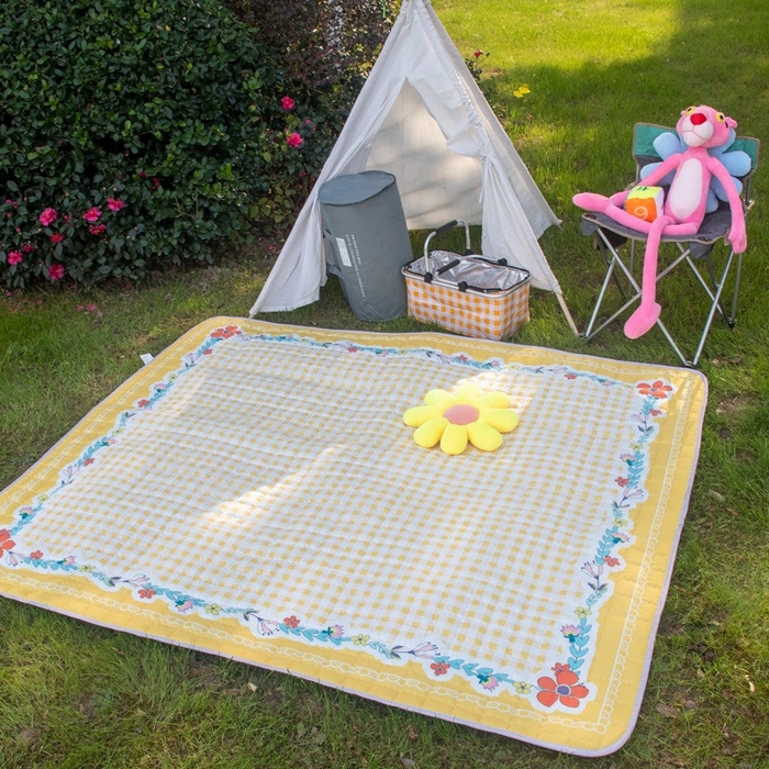 91家纺网 家纺一手货源 找家纺 欣宜家纺 2025新款INS风绗缝加厚防水野餐草坪垫 花开