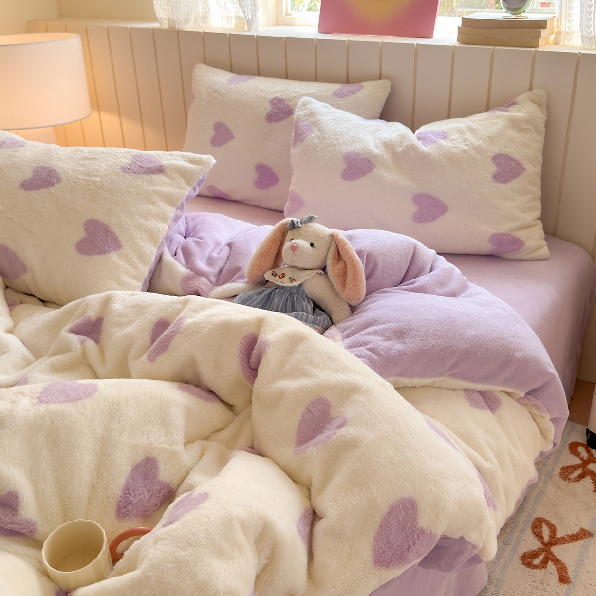 91家纺网 家纺一手货源 找家纺 欣宜家纺 2025新款秋冬ins奶油风超暖爱心系列仿兔毛牛奶绒四件套 爱心-紫