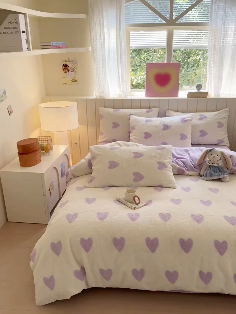 91家纺网 家纺一手货源 找家纺 欣宜家纺 2025新款秋冬ins奶油风超暖爱心系列仿兔毛牛奶绒四件套 爱心-紫