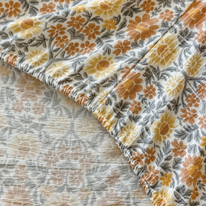 91家纺网 家纺一手货源 找家纺 欣宜家纺 2025新款高克重双层纱仿麻皱皱纱原麻床笠 春半