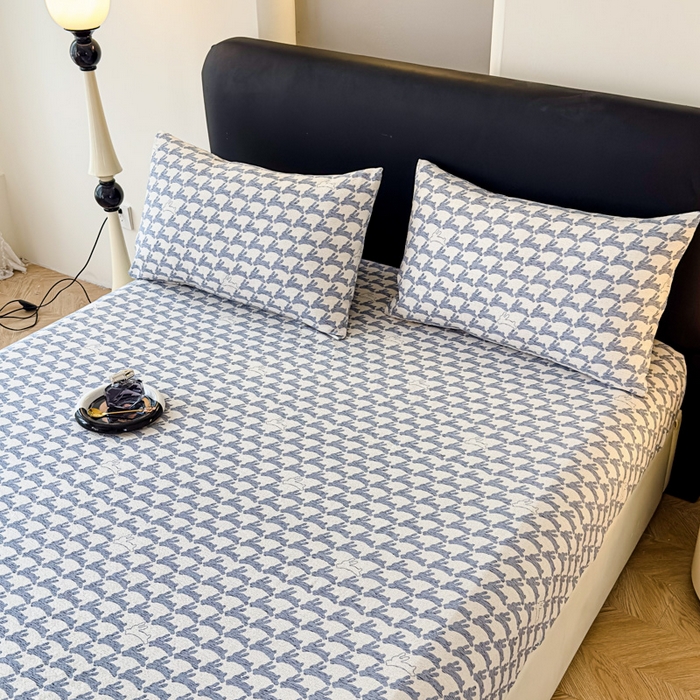 91家纺网 家纺一手货源 找家纺 欣宜家纺 2025新款高克重双层纱仿麻皱皱纱原麻床笠 蓝兔