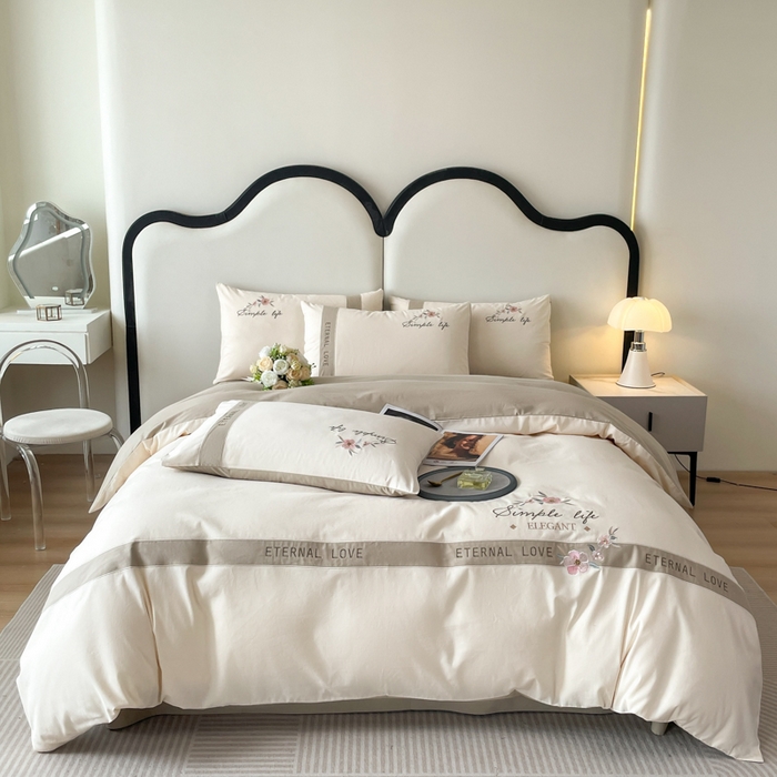 欣宜家纺 2025年秋冬新款纯棉全棉长绒棉磨毛不掉毛刺绣款绣花四件套-送高档礼盒 斯嘉丽-香槟