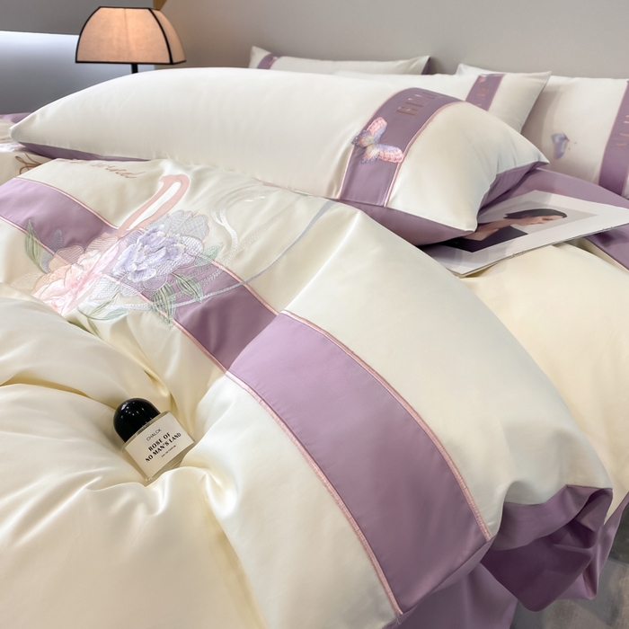 91家纺网 家纺一手货源 找家纺 欣宜家纺 2025年新款全棉长绒棉绣花四件套刺绣轻奢床上用品-送高档礼盒 蝶恋-紫色