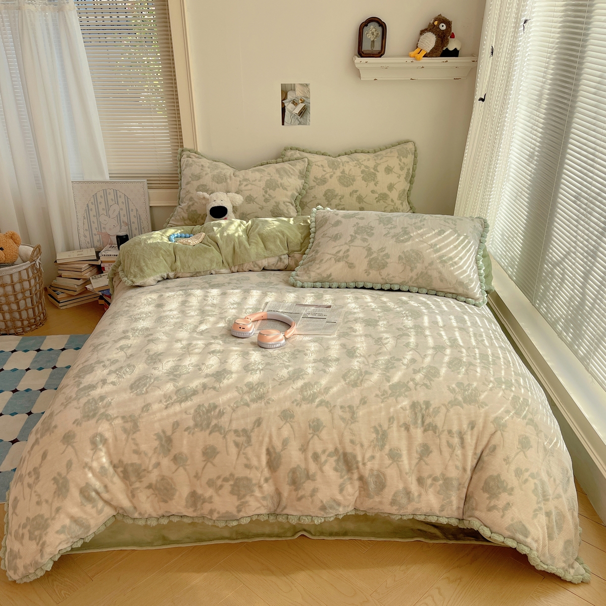 欣宜家纺 2025秋冬加绒加厚法式风兔毛球雕花牛奶绒四件套 玫瑰-绿