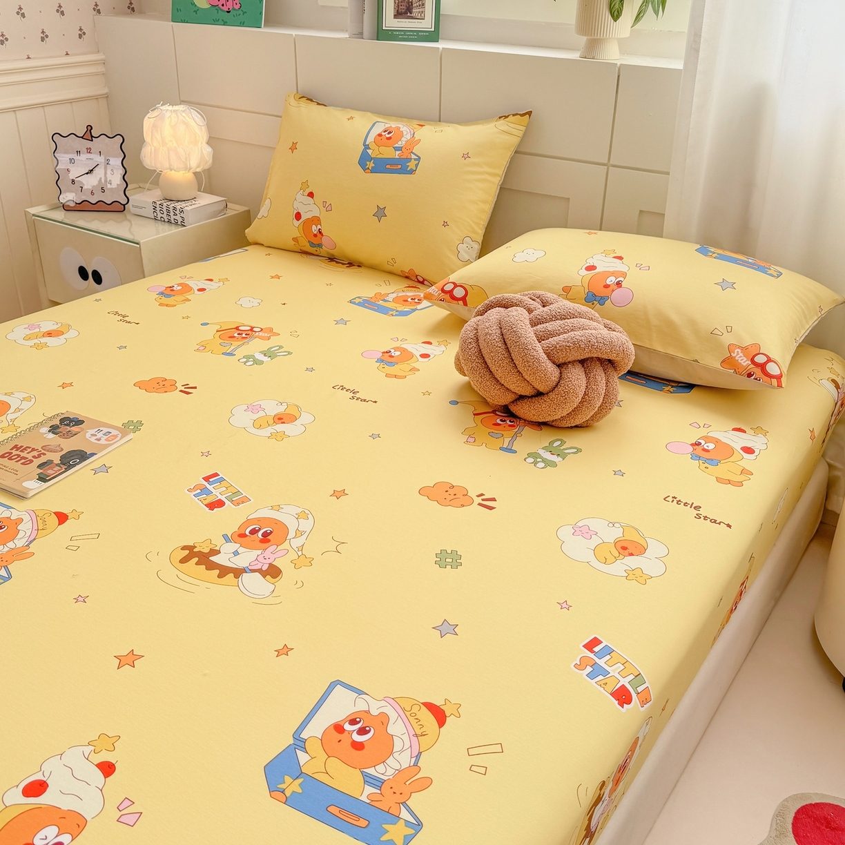 91家纺网 家纺一手货源 找家纺 博雅 2025新款全棉床笠小卡通印花床笠 可爱星星人