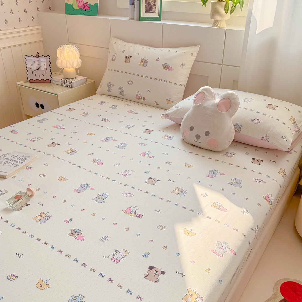 91家纺网 家纺一手货源 找家纺 博雅 2025新款全棉床笠小卡通印花床笠 萌宠日记