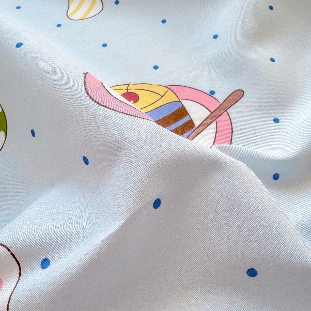 91家纺网 家纺一手货源 找家纺 博雅 2025新款全棉床笠小卡通印花床笠 甜品屋