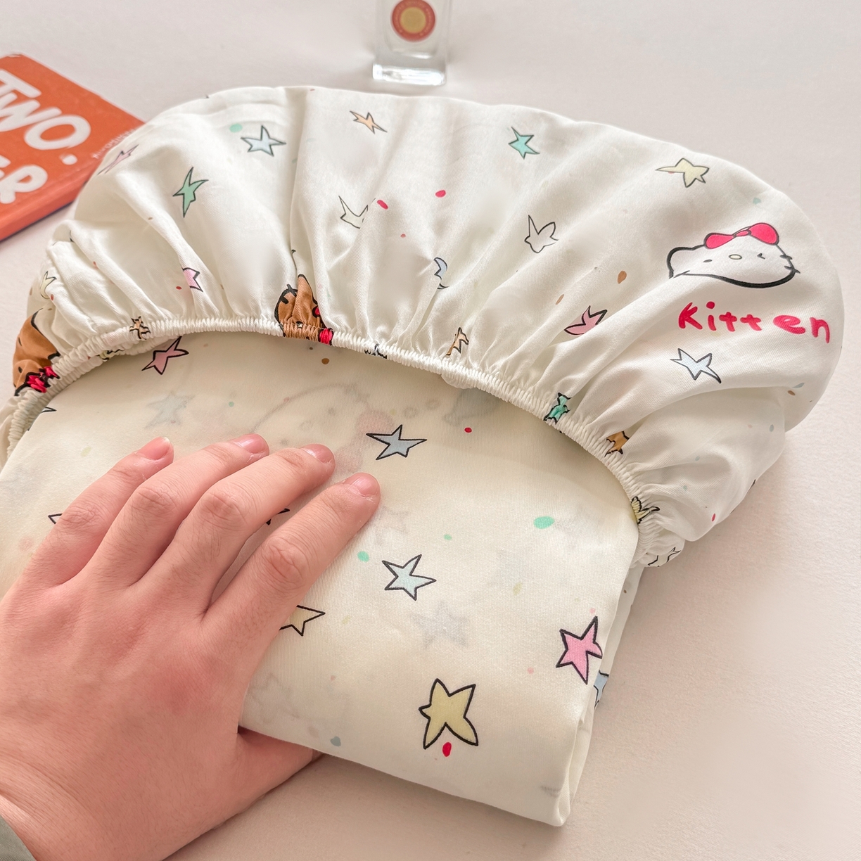 91家纺网 家纺一手货源 找家纺 博雅 2025新款全棉床笠小卡通印花床笠 星星蝴蝶结猫